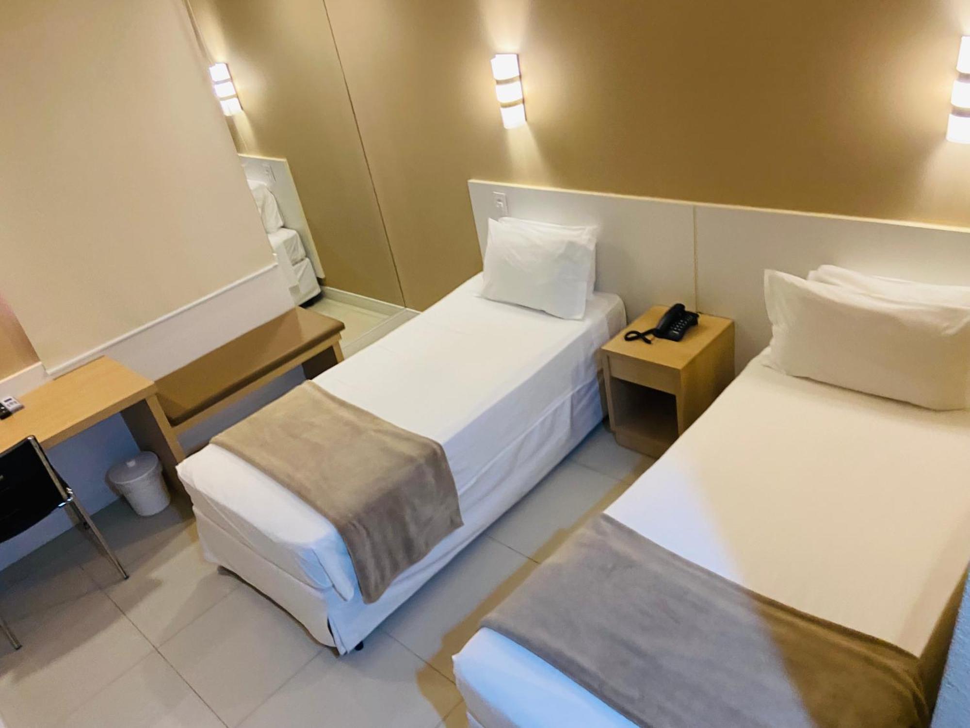 Hotel Thomasi Express Maringá Eksteriør billede
